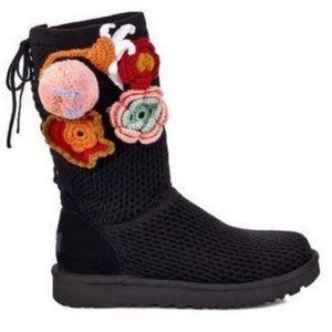 UGG Brand New Special Edition Crochet Floral 8M